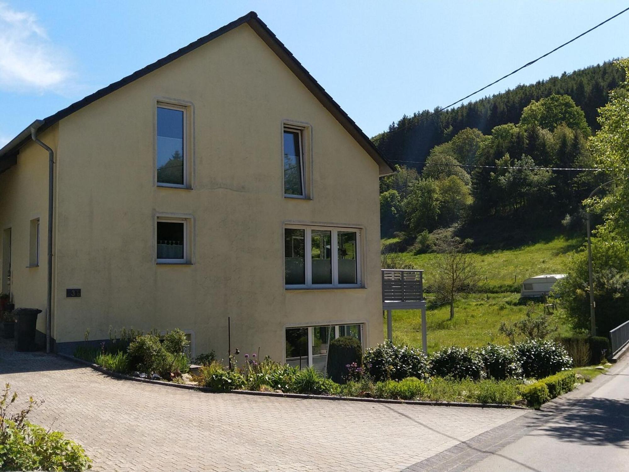 Apartment With Terrace And View Merschbach Экстерьер фото